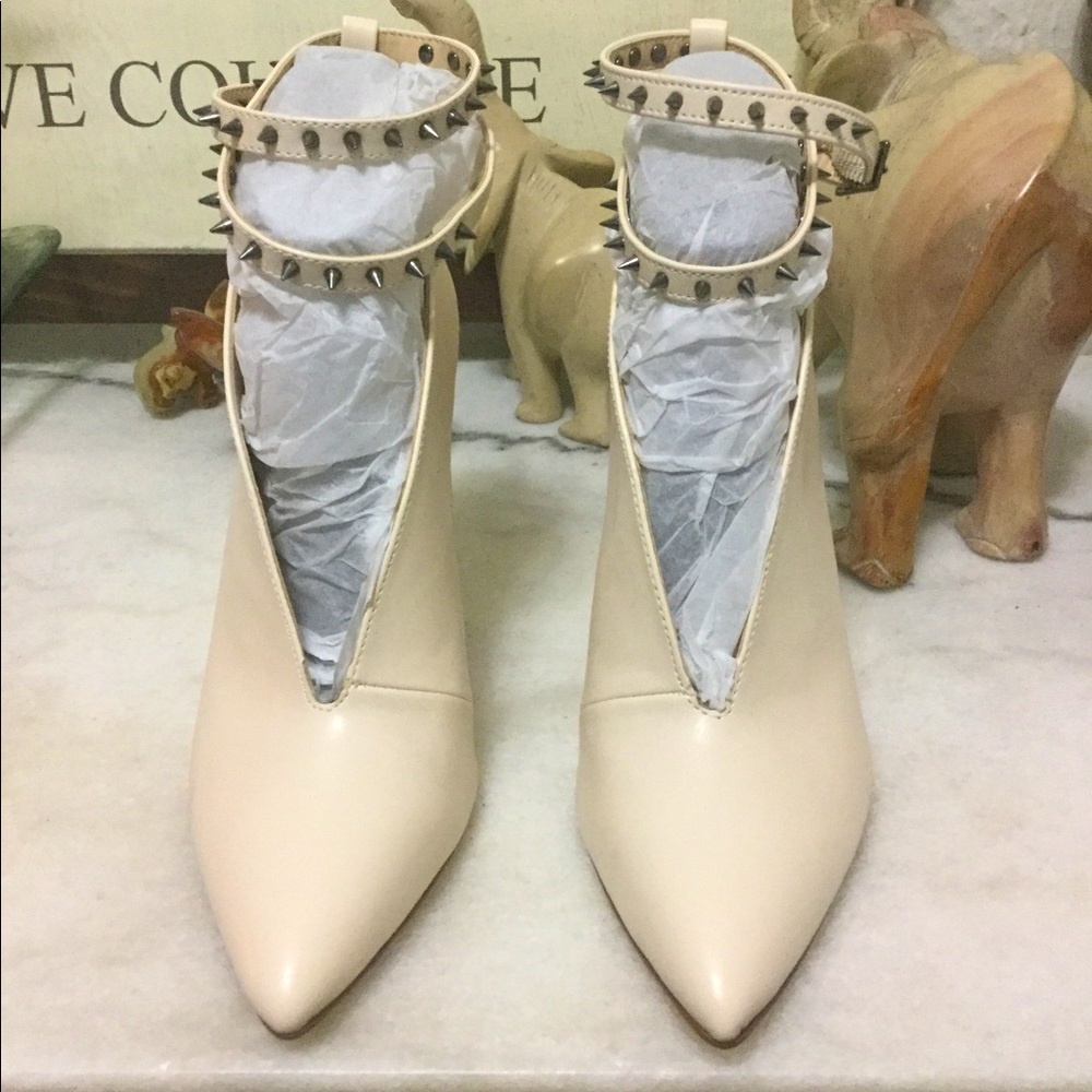 WOMEN SHOES (JESSICA SIMSPON)